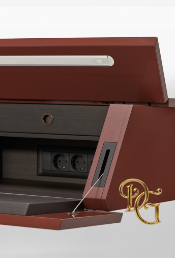 Стол письменный Ghostwriter