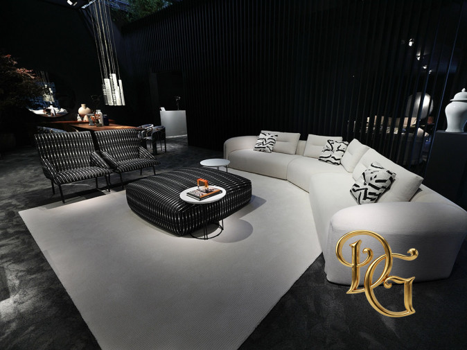 Кресло Clayton Grey