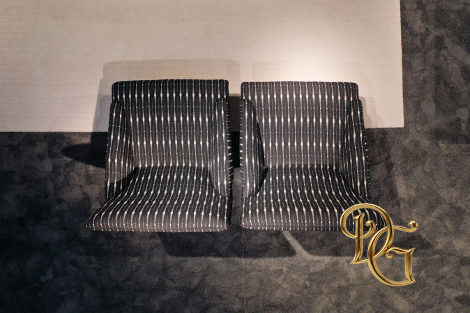 Кресло Clayton Grey