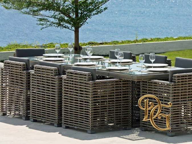 Стол обеденный Castries