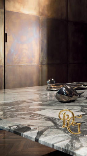 Стол обеденный Saetta