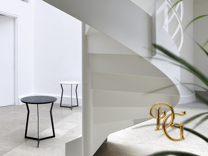 Столик журнальный Star