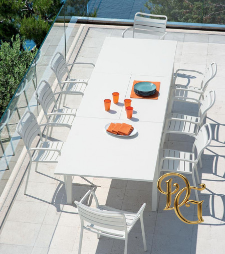 Стол обеденный Flat