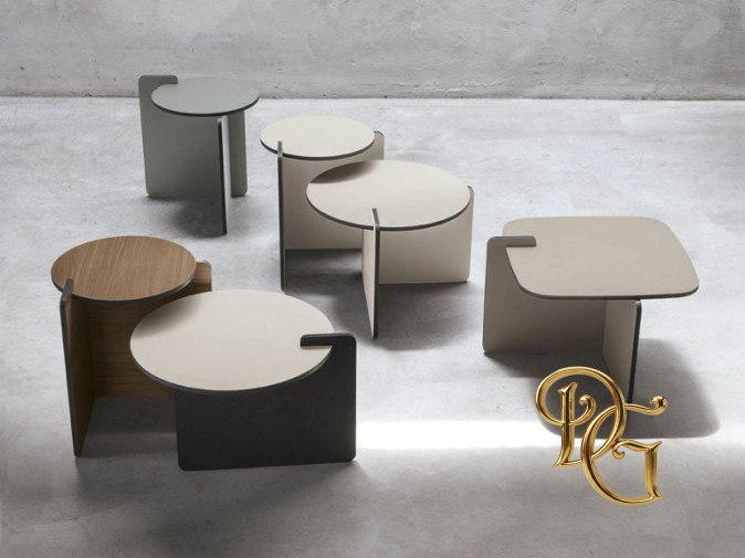 Столик журнальный Flow