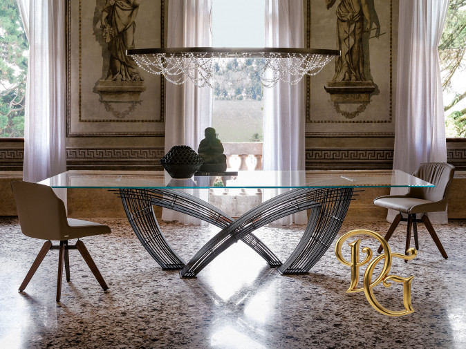 Стол обеденный Hystrix