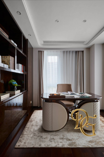 Стол письменный Vogue