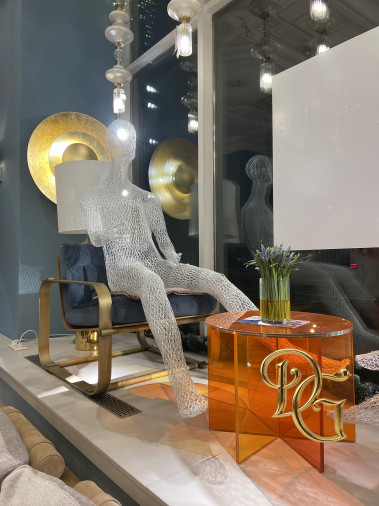 Столик журнальный XXX01