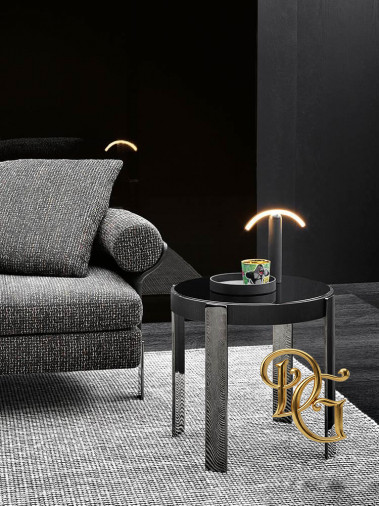 Столик журнальный Mattia