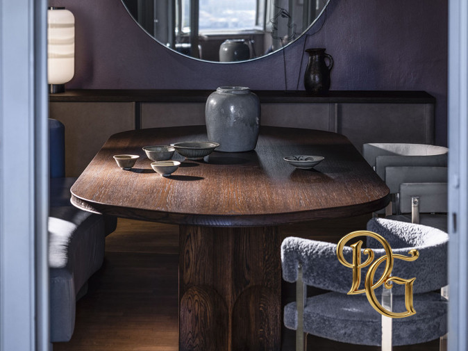 Стол обеденный Grace Delcourt