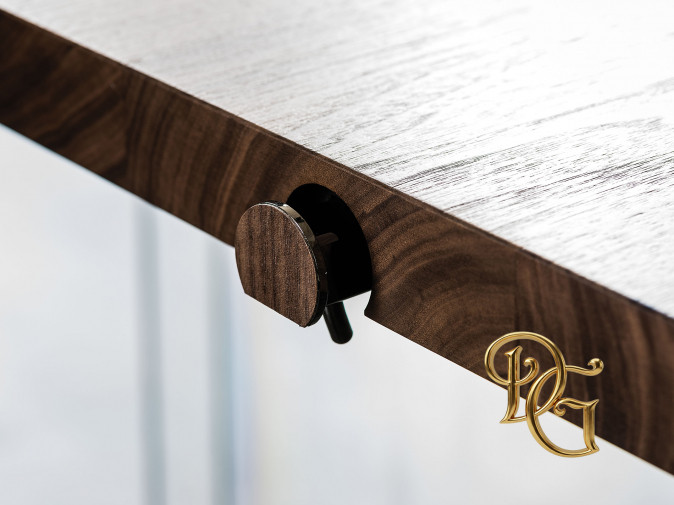 Стол обеденный Ikon Drive