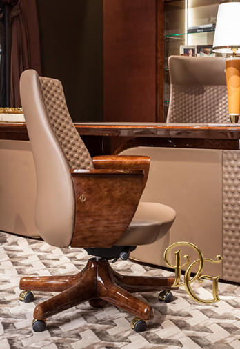 Кресло руководителя Vogue