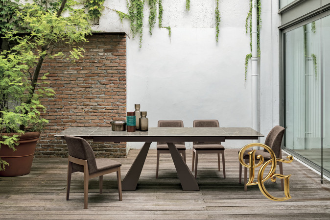 Стол обеденный Taurus