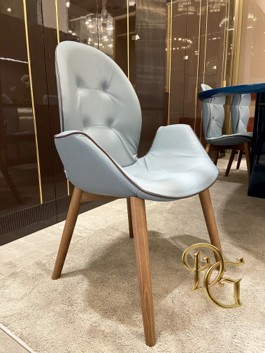 Стул Sorrento 8043 with armrests