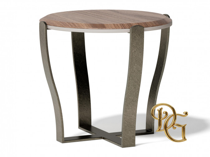 Столик журнальный Aristo