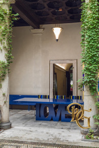 Стол обеденный Love