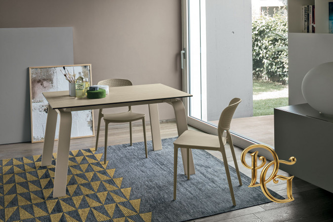 Стол обеденный Deimos