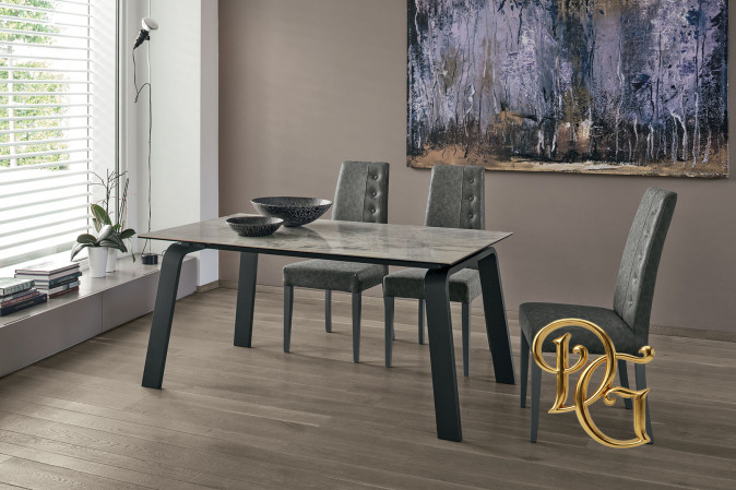 Стол обеденный Deimos