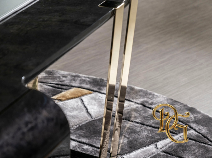 Стол письменный Charisma